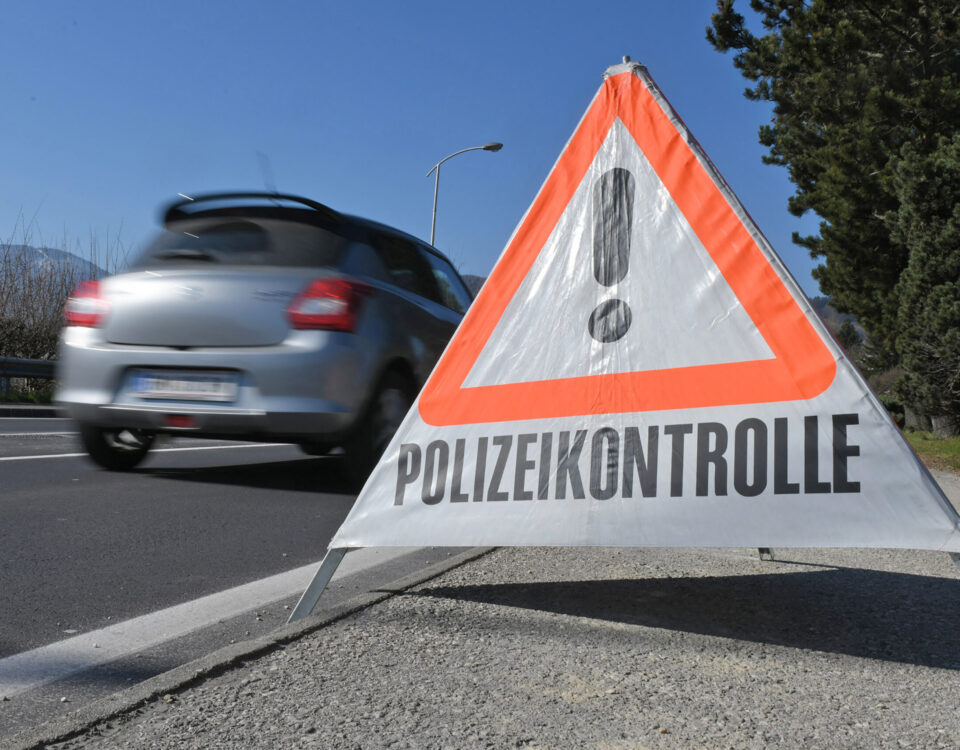 Halt Polizei