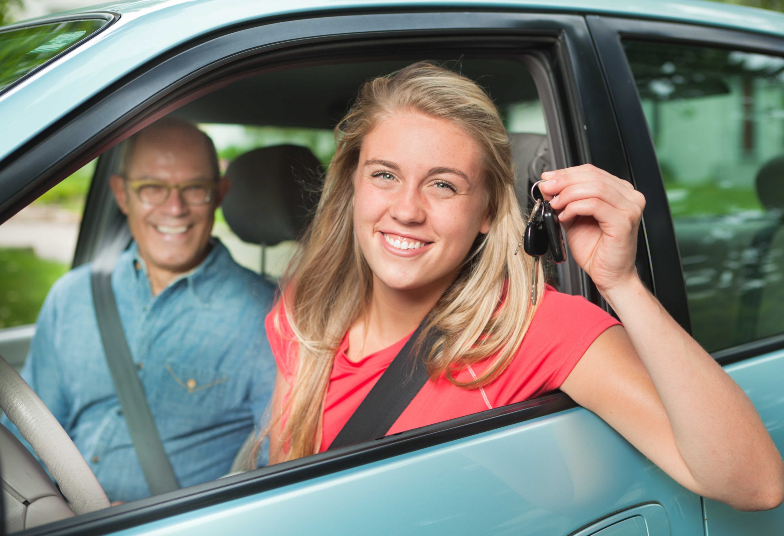 iStock/YinYang Die Führerschein-Probezeit ist mit besonderen Auflagen verbunden.